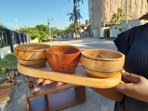 Bakuli 3 Na Sahani Yake