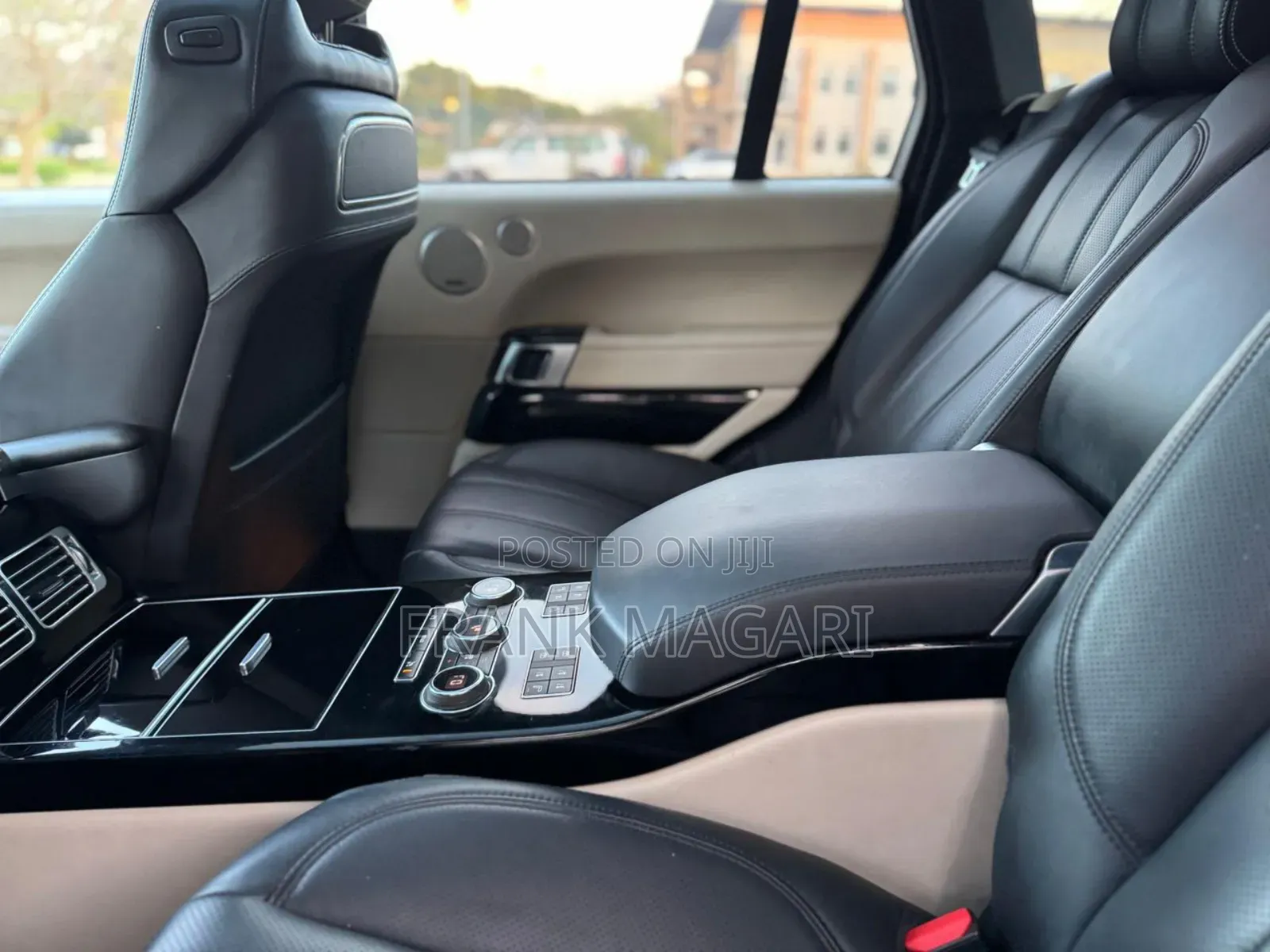 Land Rover Range Rover Vogue 2015 Black