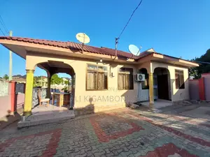 4bdrm House in House For Sale for sale