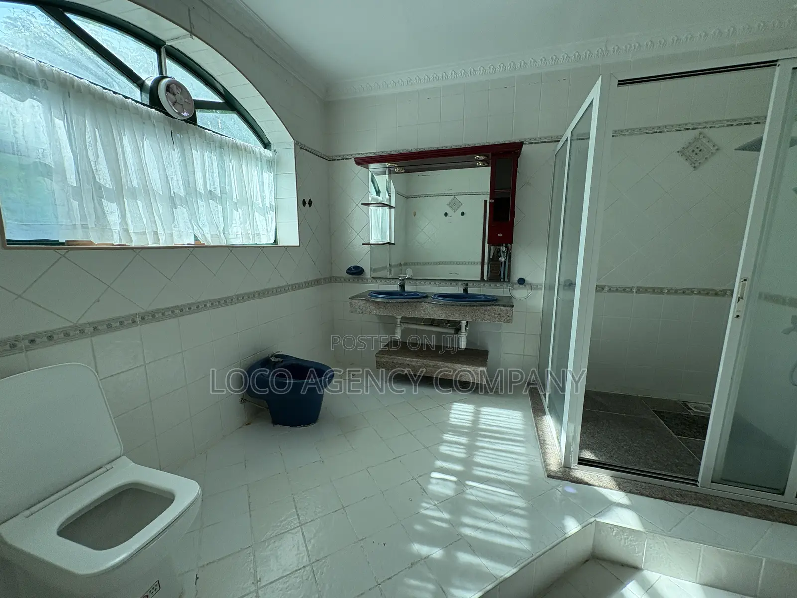 Furnished 4bdrm Villa in Trusted Real Estate, Oyster Bay for rent