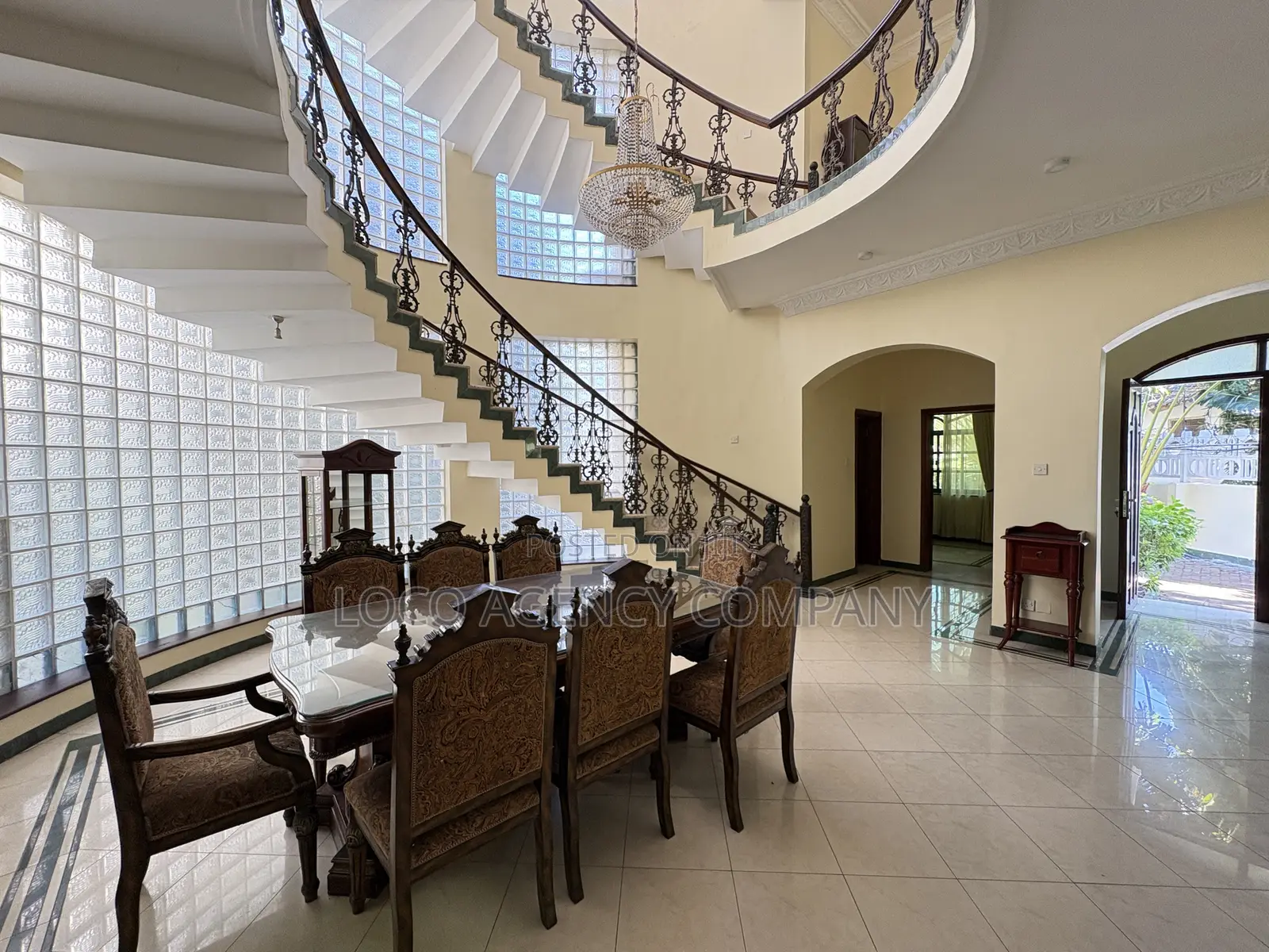Furnished 4bdrm Villa in Trusted Real Estate, Oyster Bay for rent