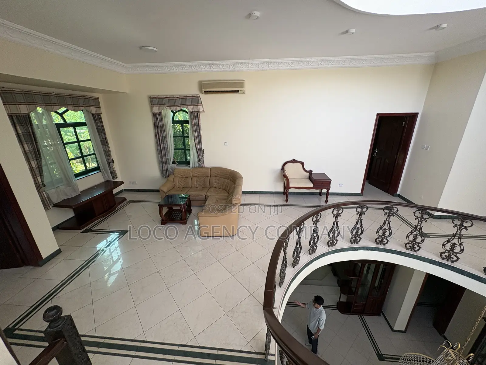 Furnished 4bdrm Villa in Trusted Real Estate, Oyster Bay for rent