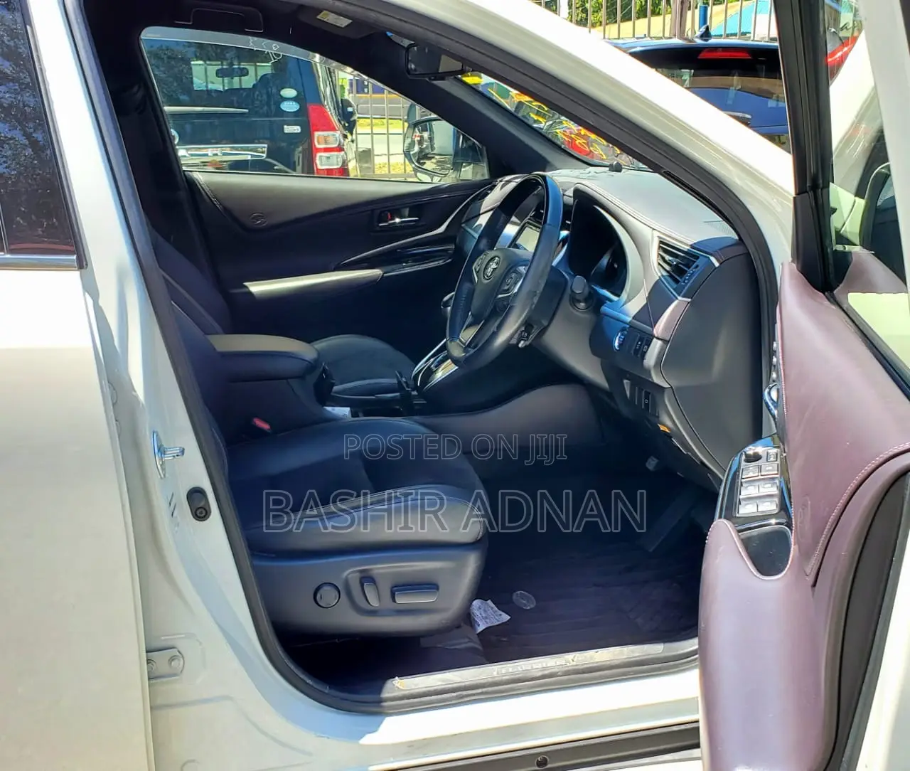 Toyota Harrier 2.0 2016 White
