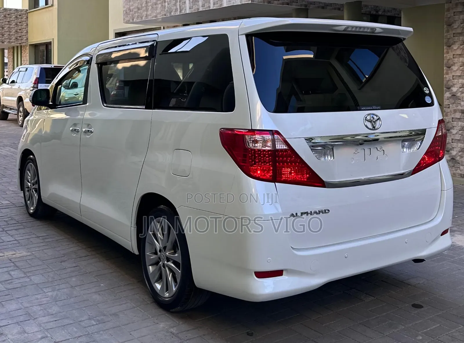 Toyota Alphard 2008 Pearl