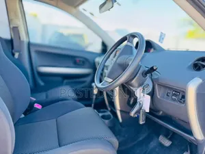 Toyota IST 2005 Silver