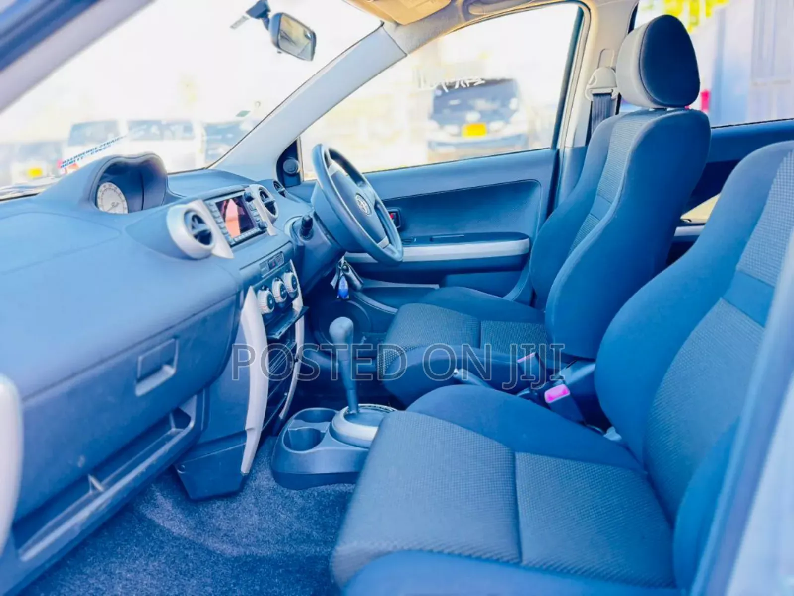 Toyota IST 2005 Silver