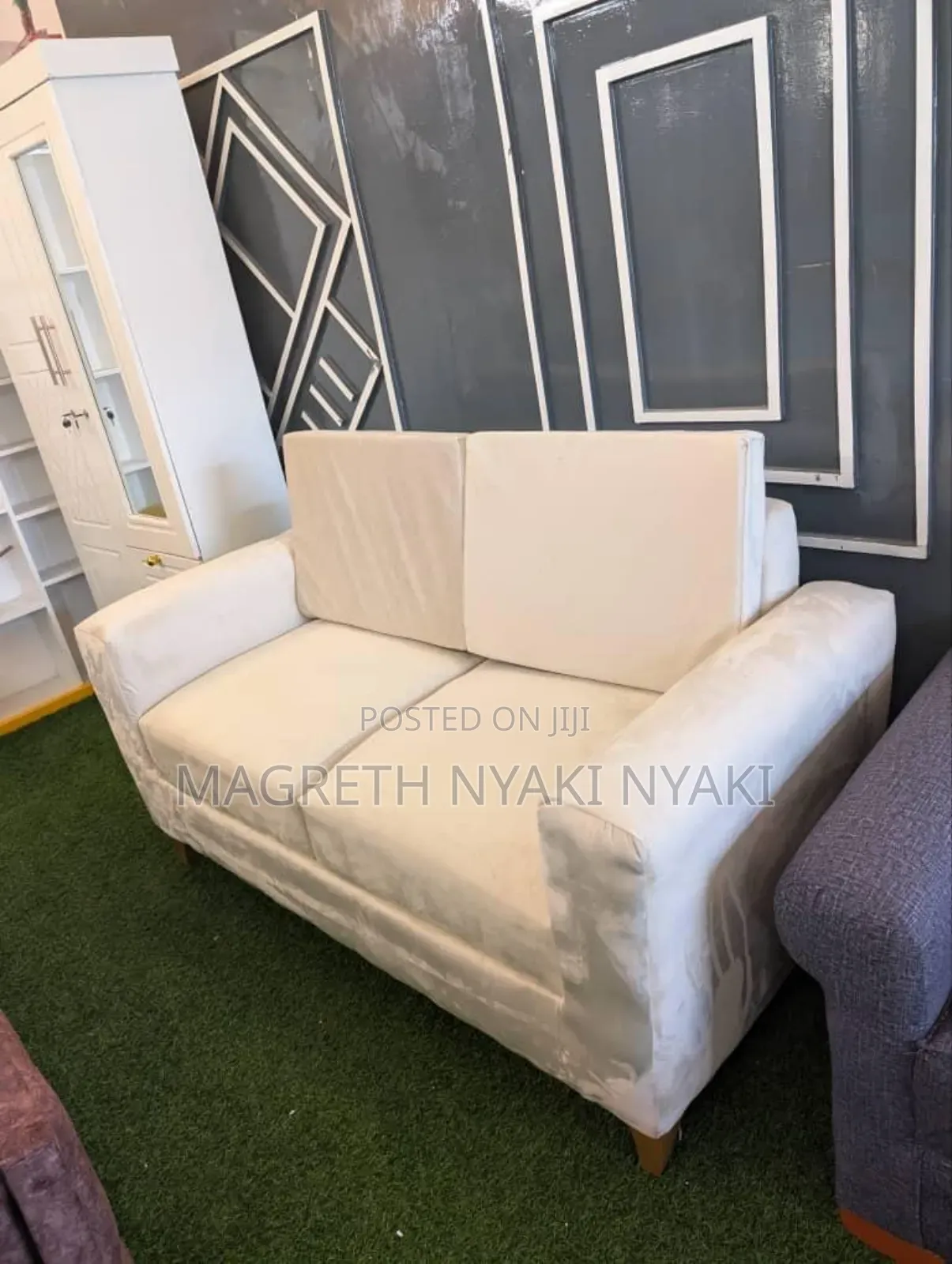 Sofa La Watu Wawili