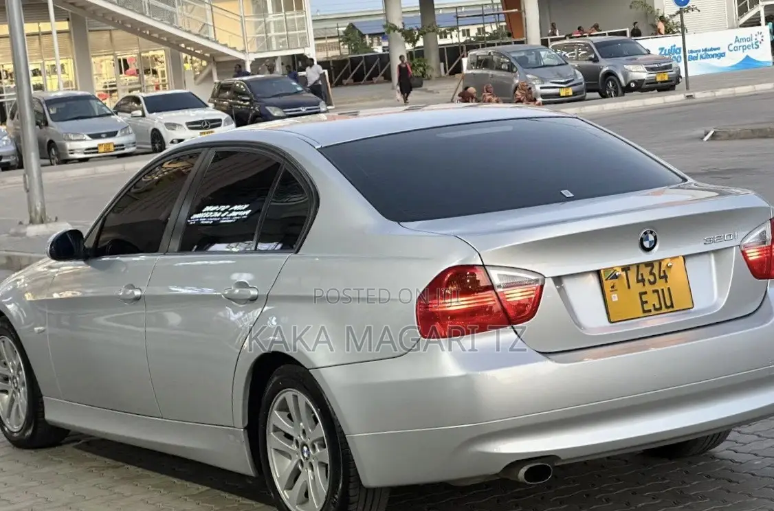 BMW 3 Series 2005 Silver