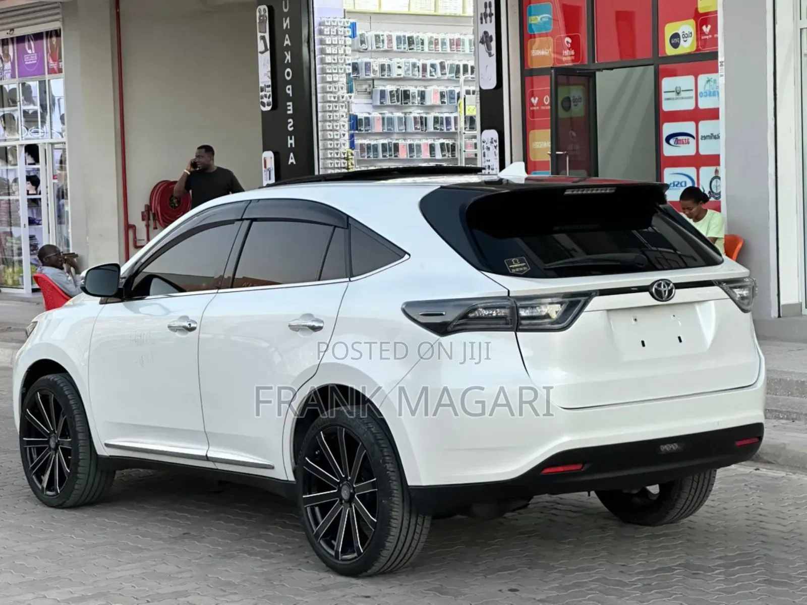 Toyota Harrier 2.0 4WD 2014 White