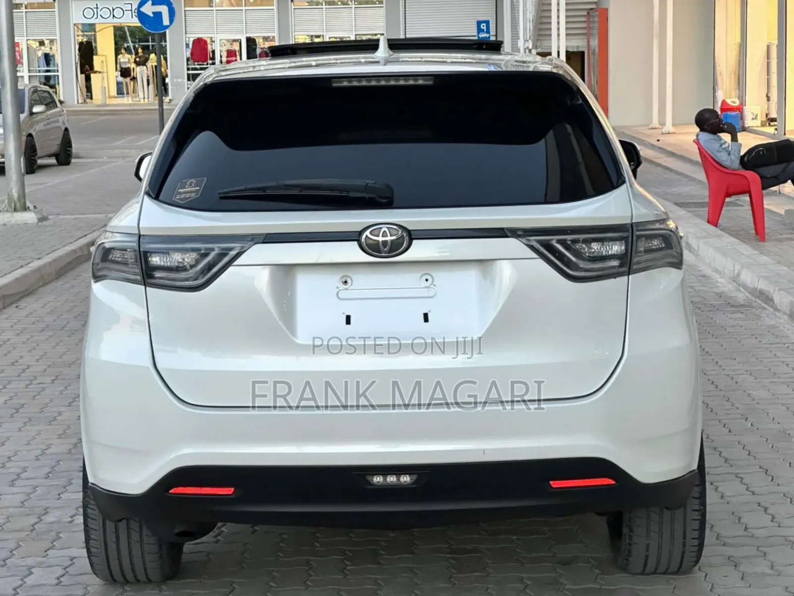 Toyota Harrier 2.0 4WD 2014 White
