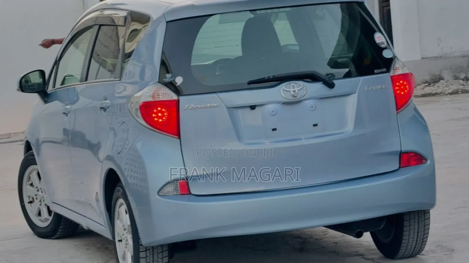 Toyota Ractis 1.5 FWD 2012 Blue