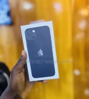 New Apple iPhone 13 128 GB Black