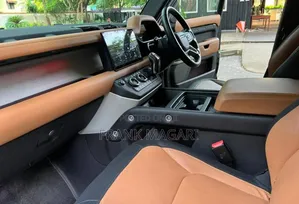 Land Rover Defender 2022 Black