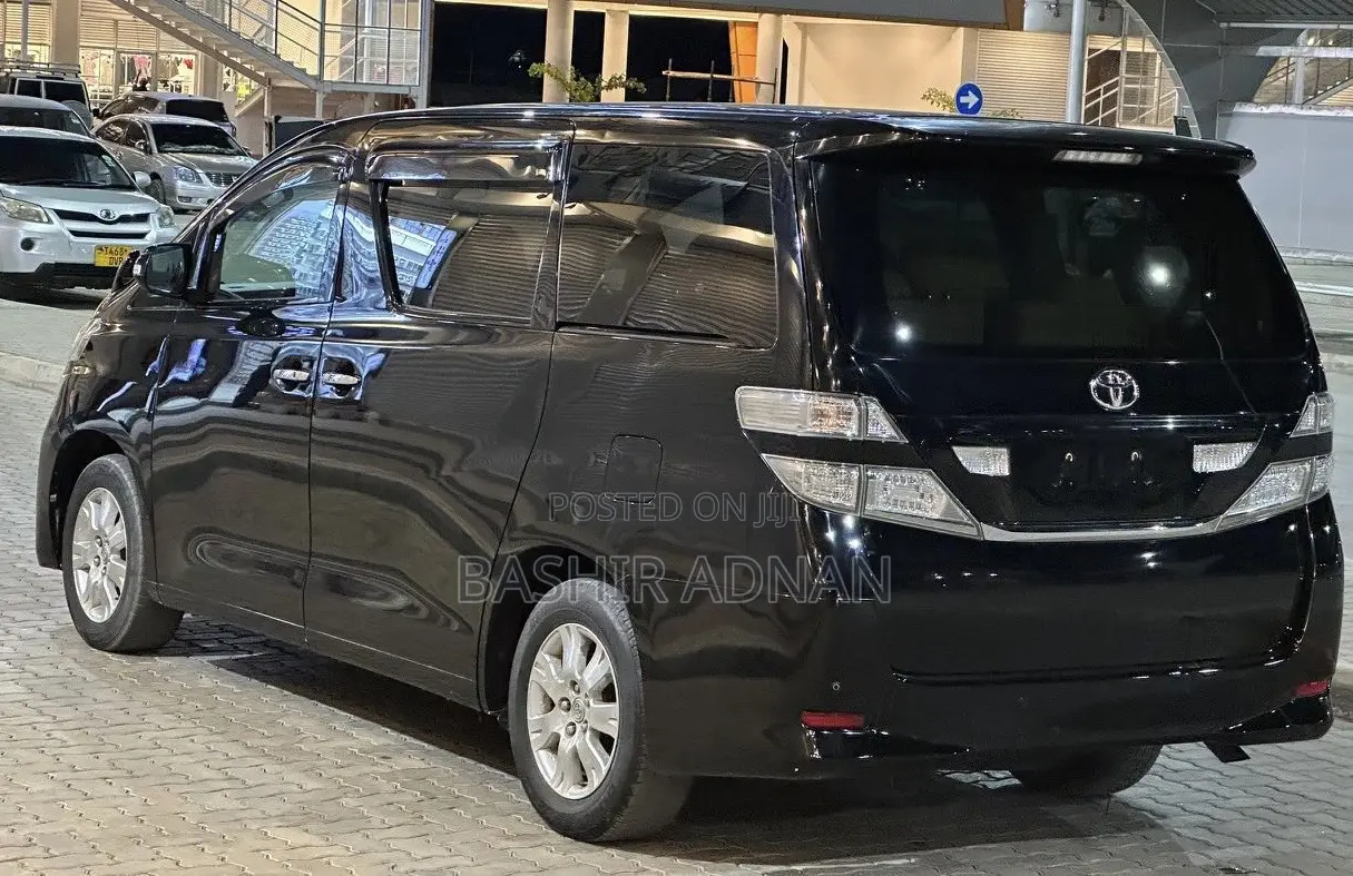 Toyota Vellfire 2008 Black