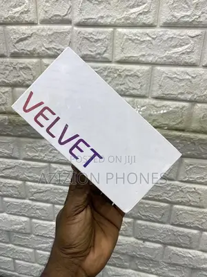New LG Velvet 128 GB Black