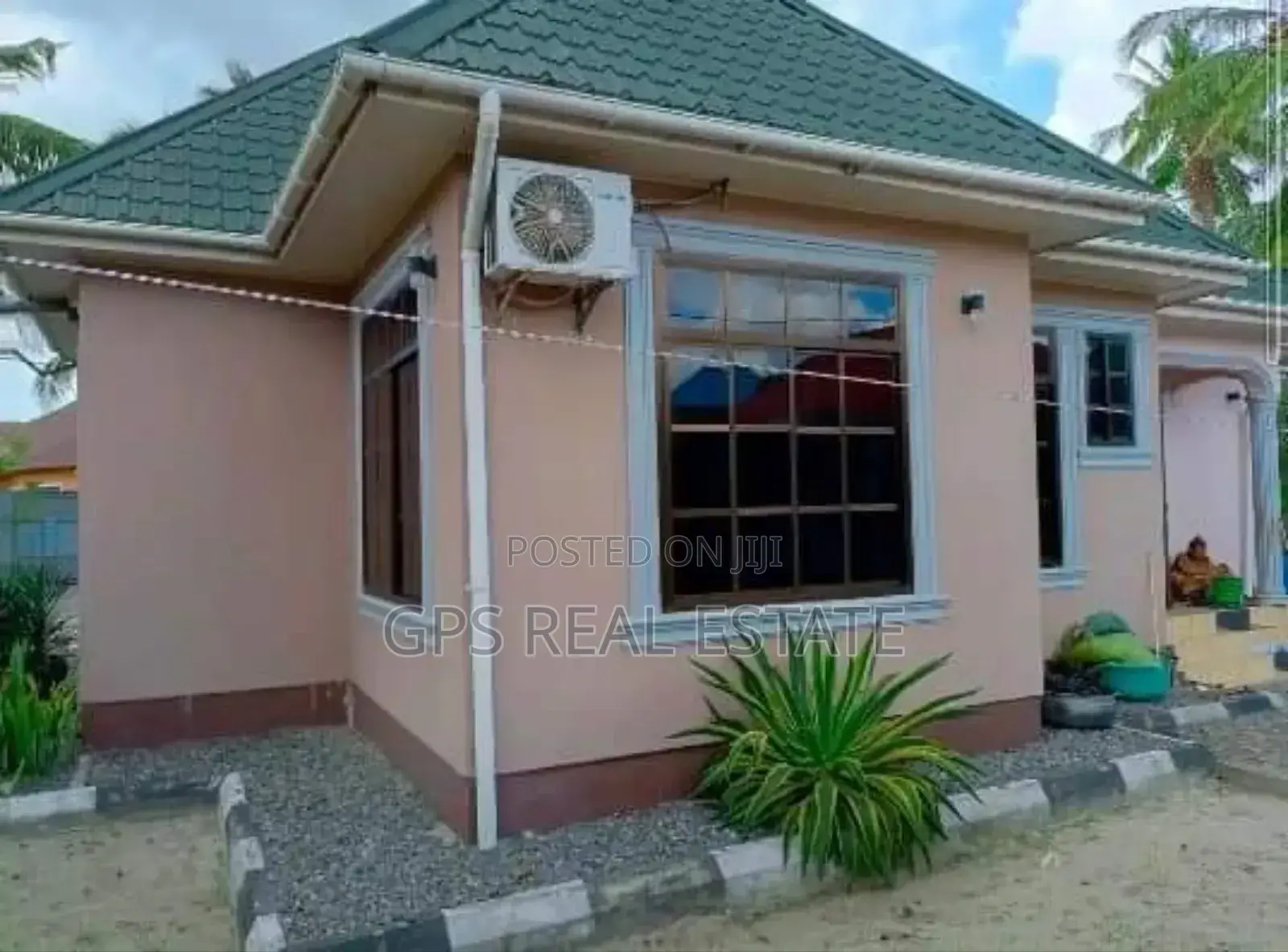 3bdrm House in Chamazi, Temeke for sale