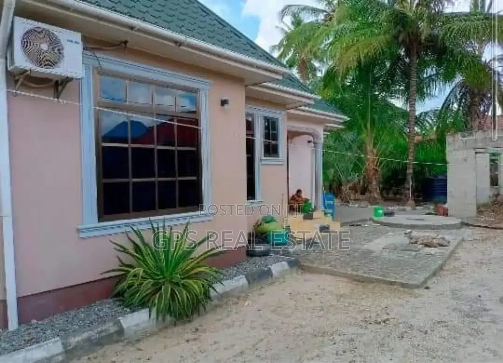 3bdrm House in Chamazi, Temeke for sale