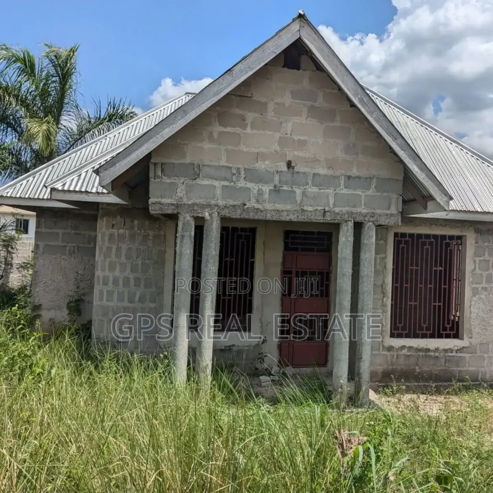3bdrm House in Kifuru, Kinondoni for sale
