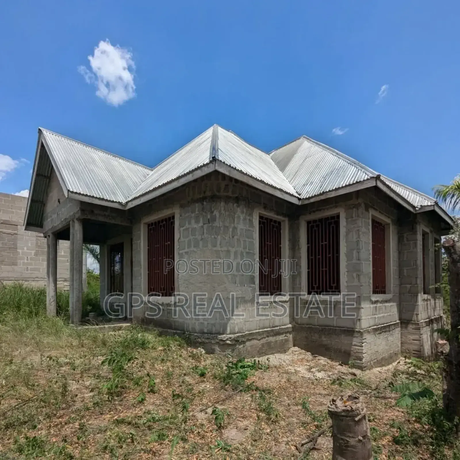 3bdrm House in Kifuru, Kinondoni for sale