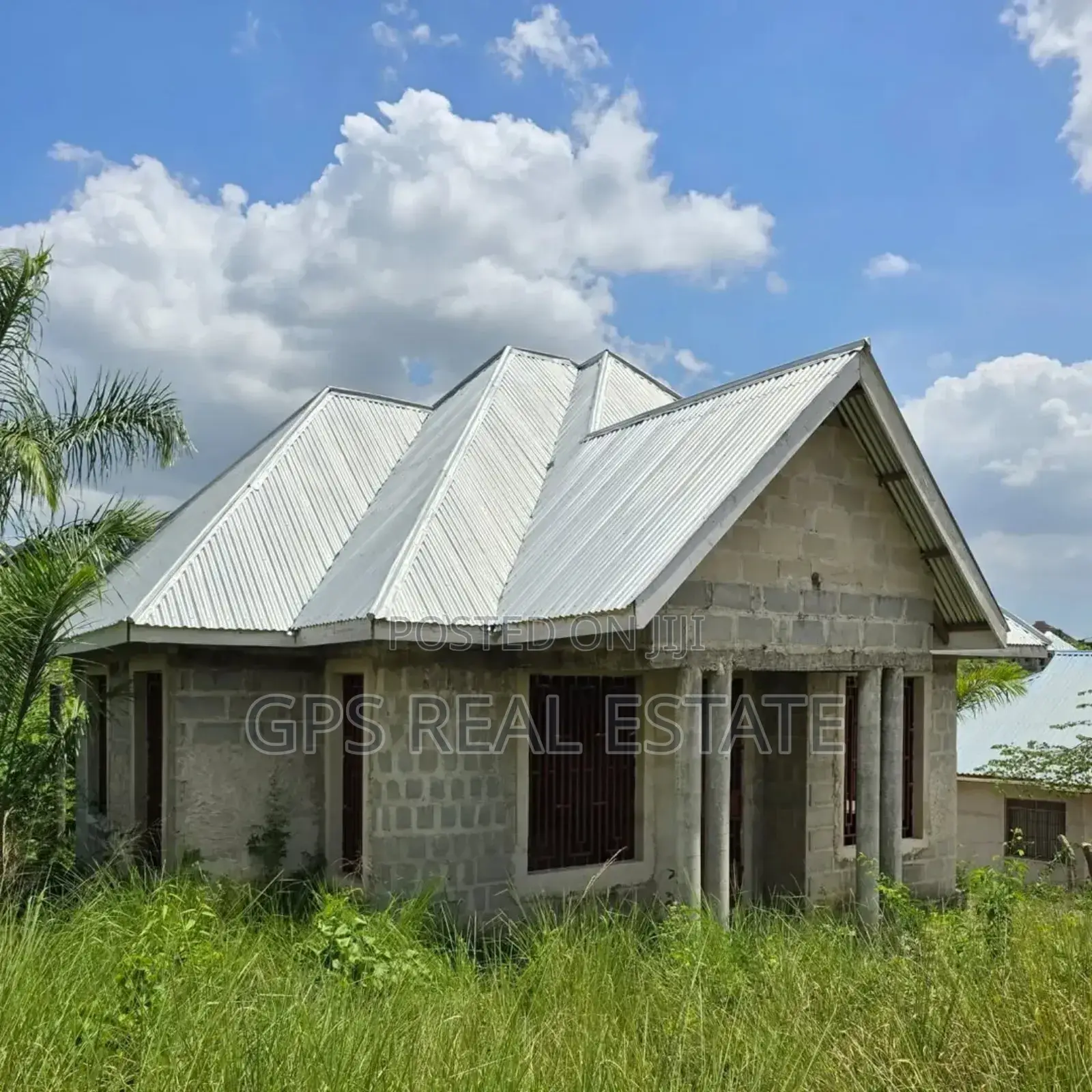 3bdrm House in Kifuru, Kinondoni for sale