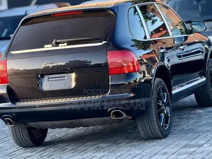 Porsche Cayenne S Automatic 2005 Black
