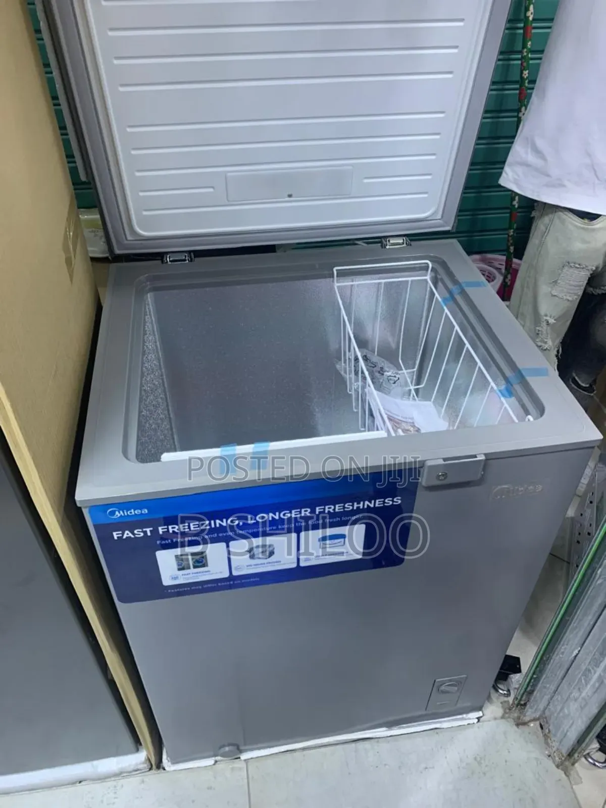 Midea Freezer