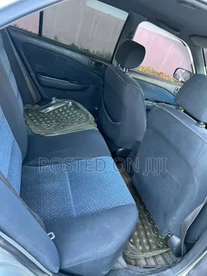 Toyota Carina 1.5 FWD Sedan 1999 Silver