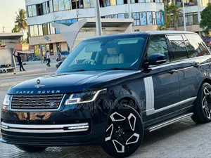 Land Rover Range Rover Vogue 2023 Blue