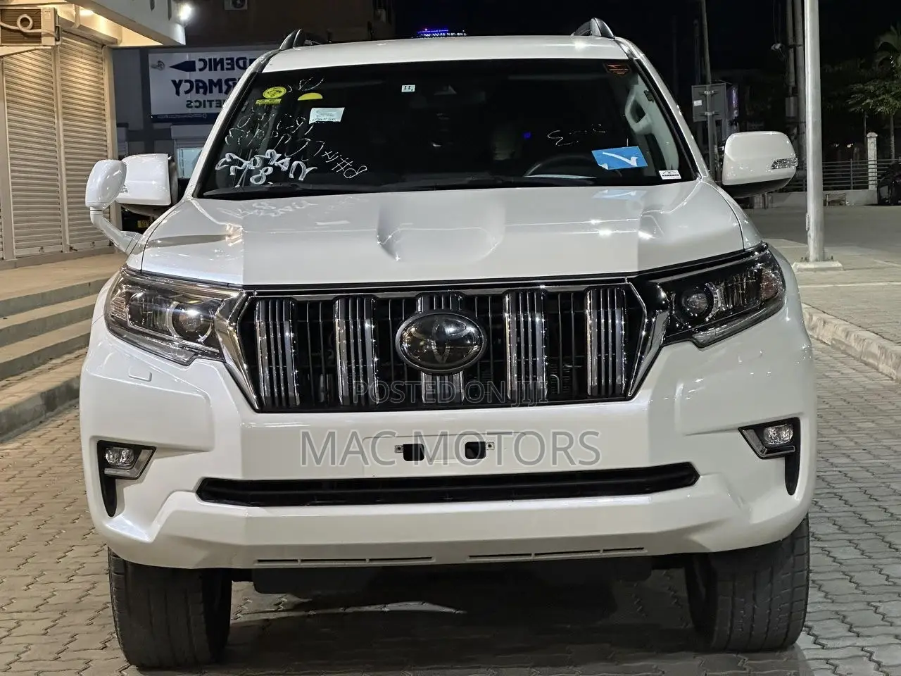 Toyota Land Cruiser Prado 2018 White
