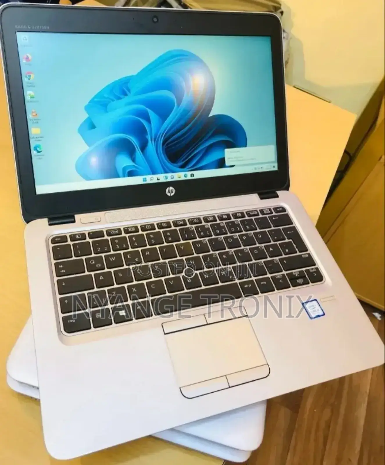 Laptop HP EliteBook 820 G3 8GB Intel Core I5 SSD 256GB