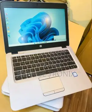 Laptop HP EliteBook 820 G3 8GB Intel Core I5 SSD 256GB