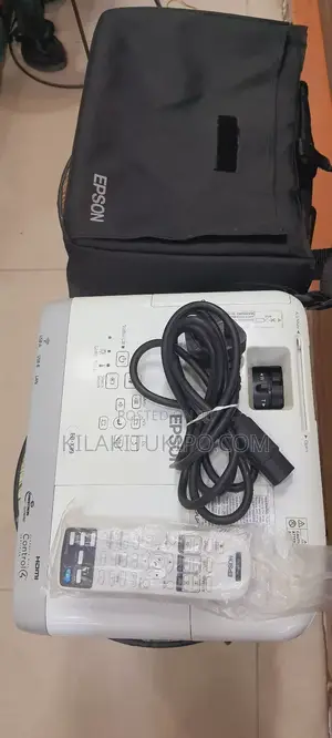 EPSON Projector Powerlite X39