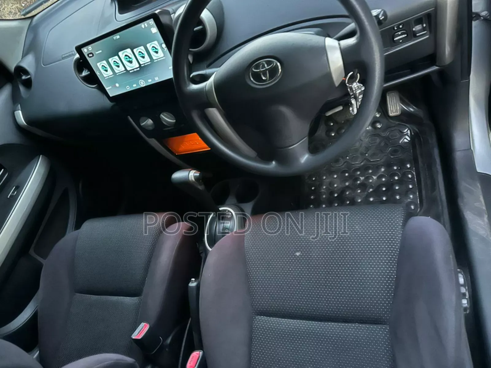 Toyota IST 2005 Silver