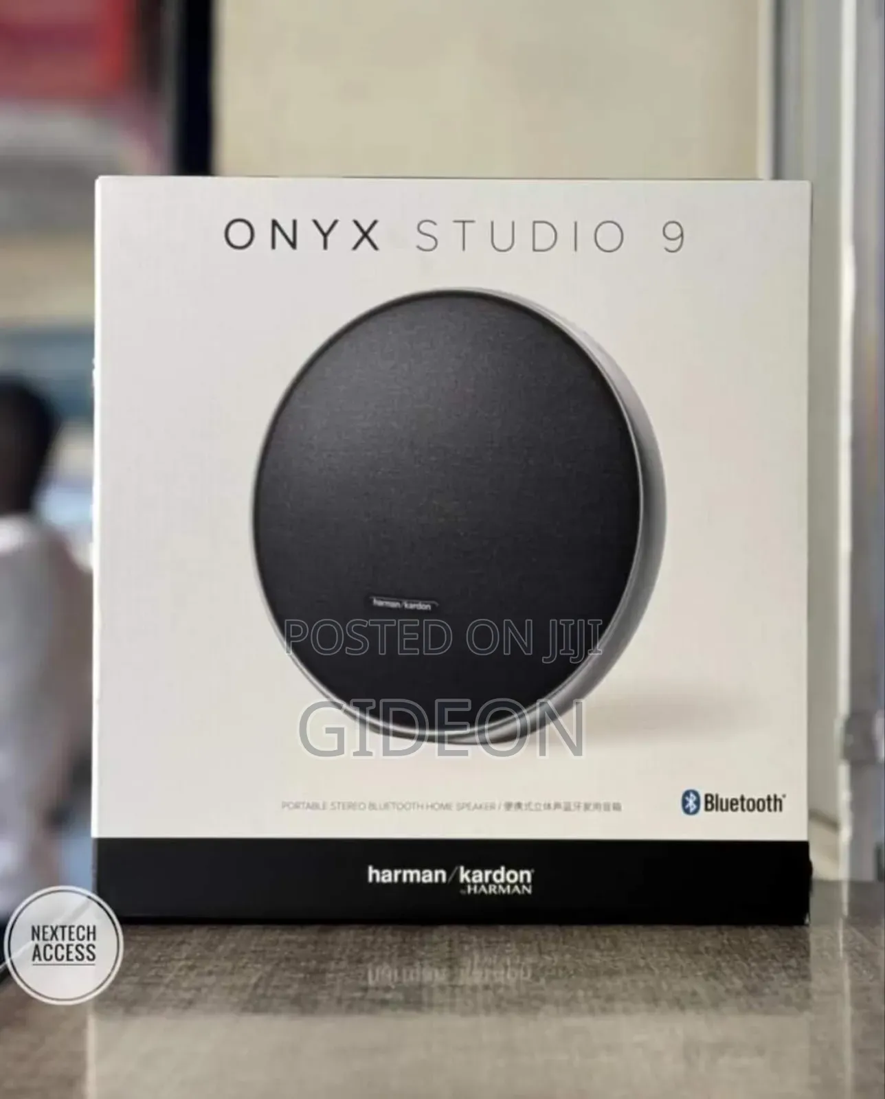 Onyx Studio 9