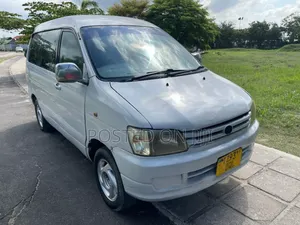 Toyota Noah 2008 White