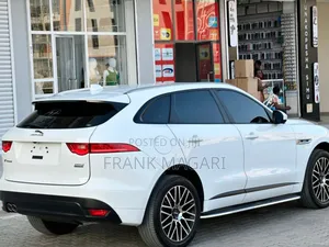 Jaguar F-Pace 2017 White
