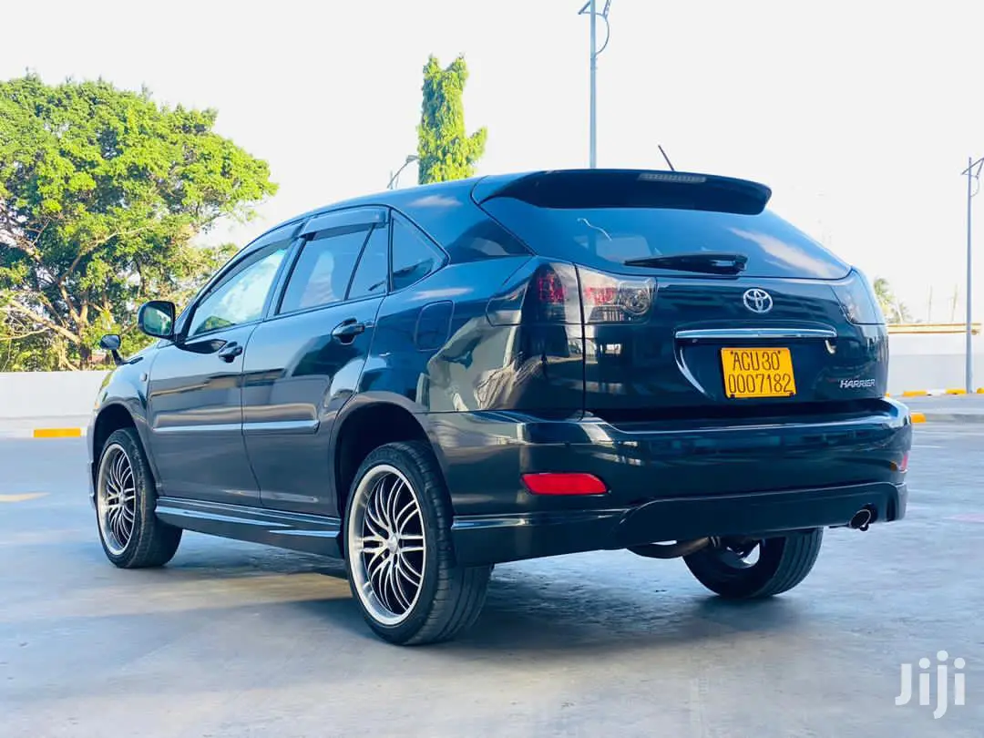 Toyota Harrier 2005 Black