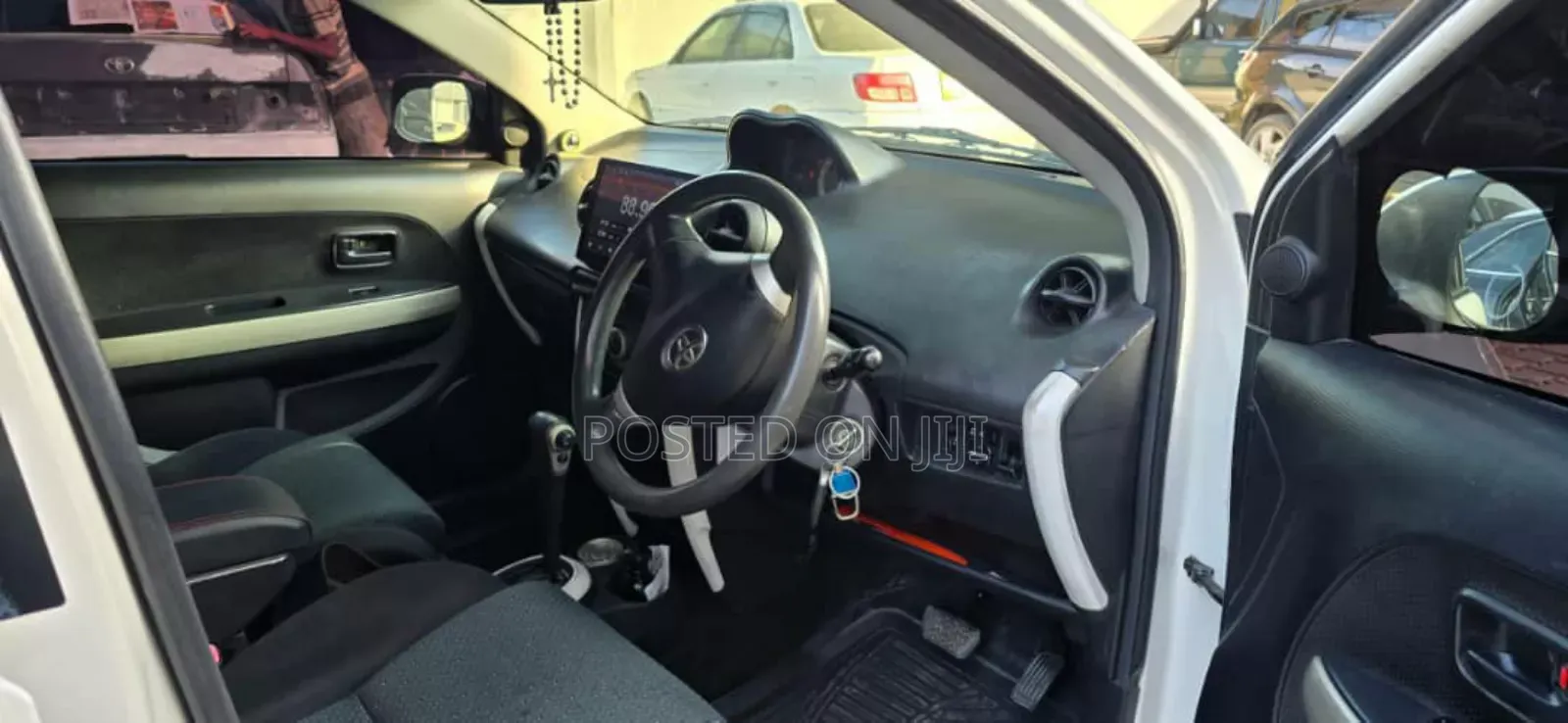 Toyota IST 2005 White