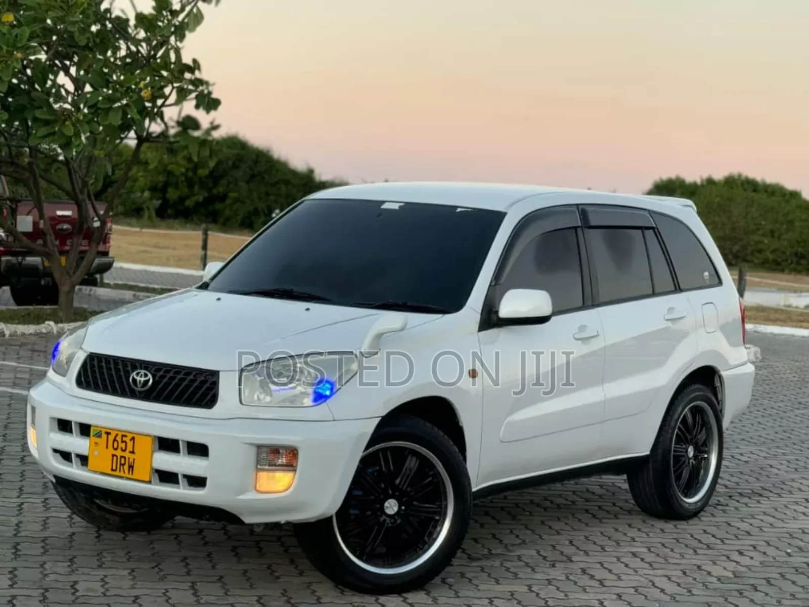 Toyota RAV4 2004 White