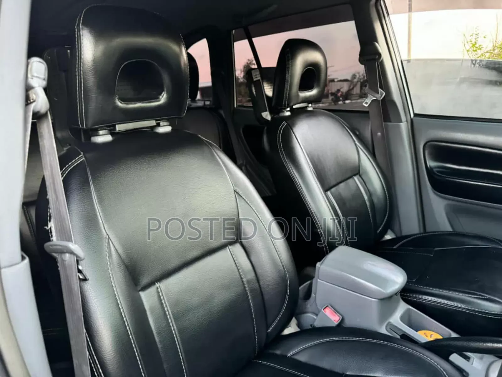 Toyota RAV4 2004 White