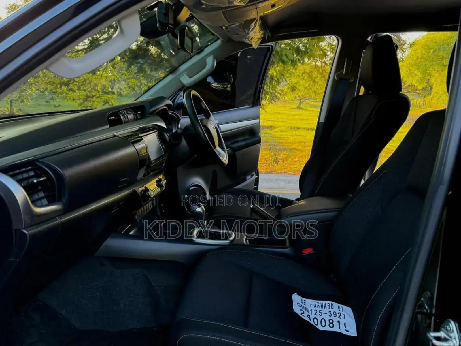 Toyota Hilux 2021 Black