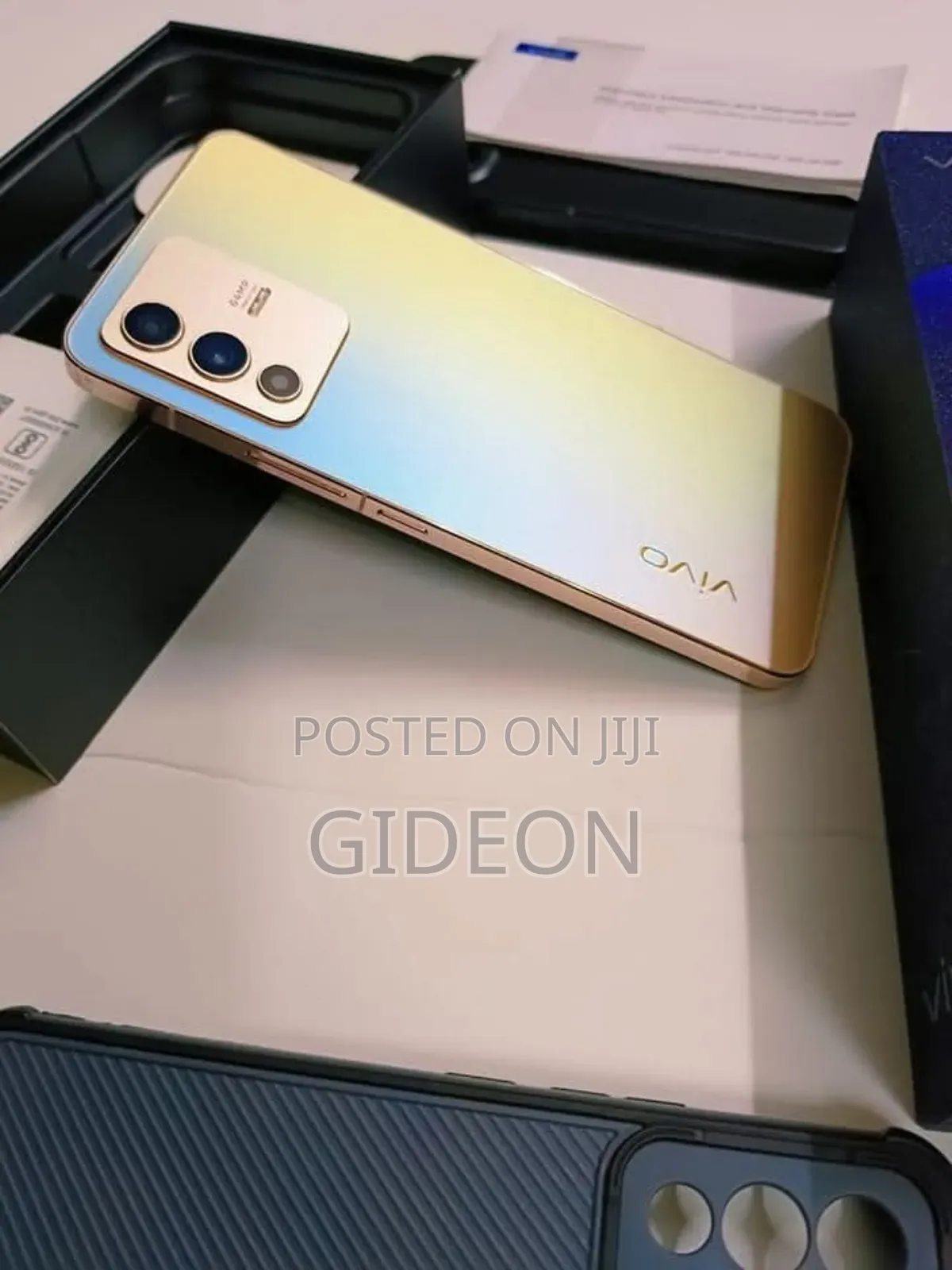 New Vivo V23 5G 256 GB Silver