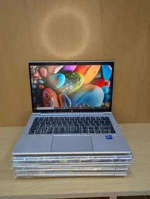 Laptop HP EliteBook 830 G8 16GB Intel Core I7 SSD 512GB