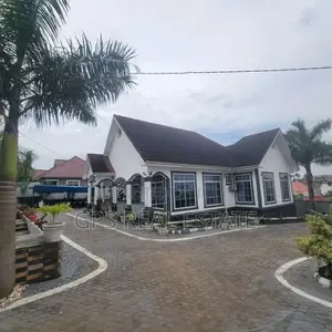 4bdrm House in Kinondoni for rent