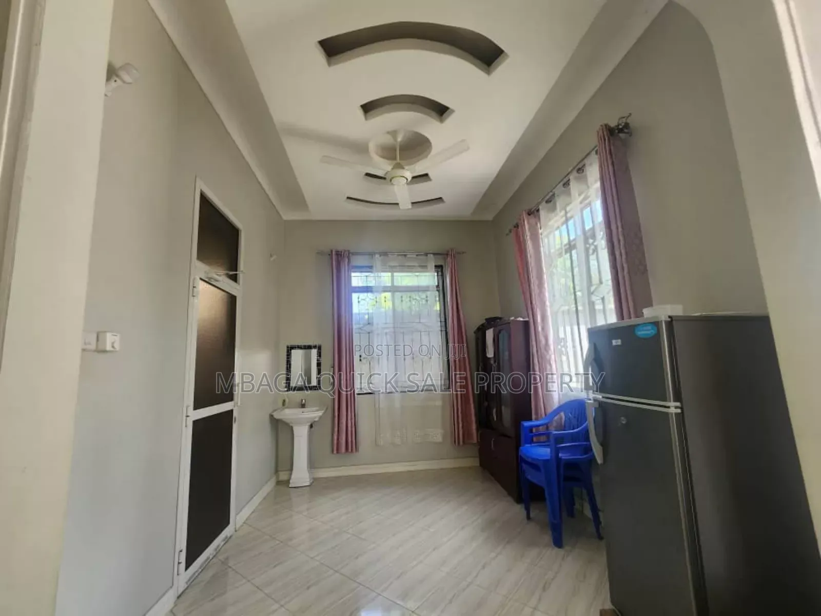 3bdrm House in Msongola for sale