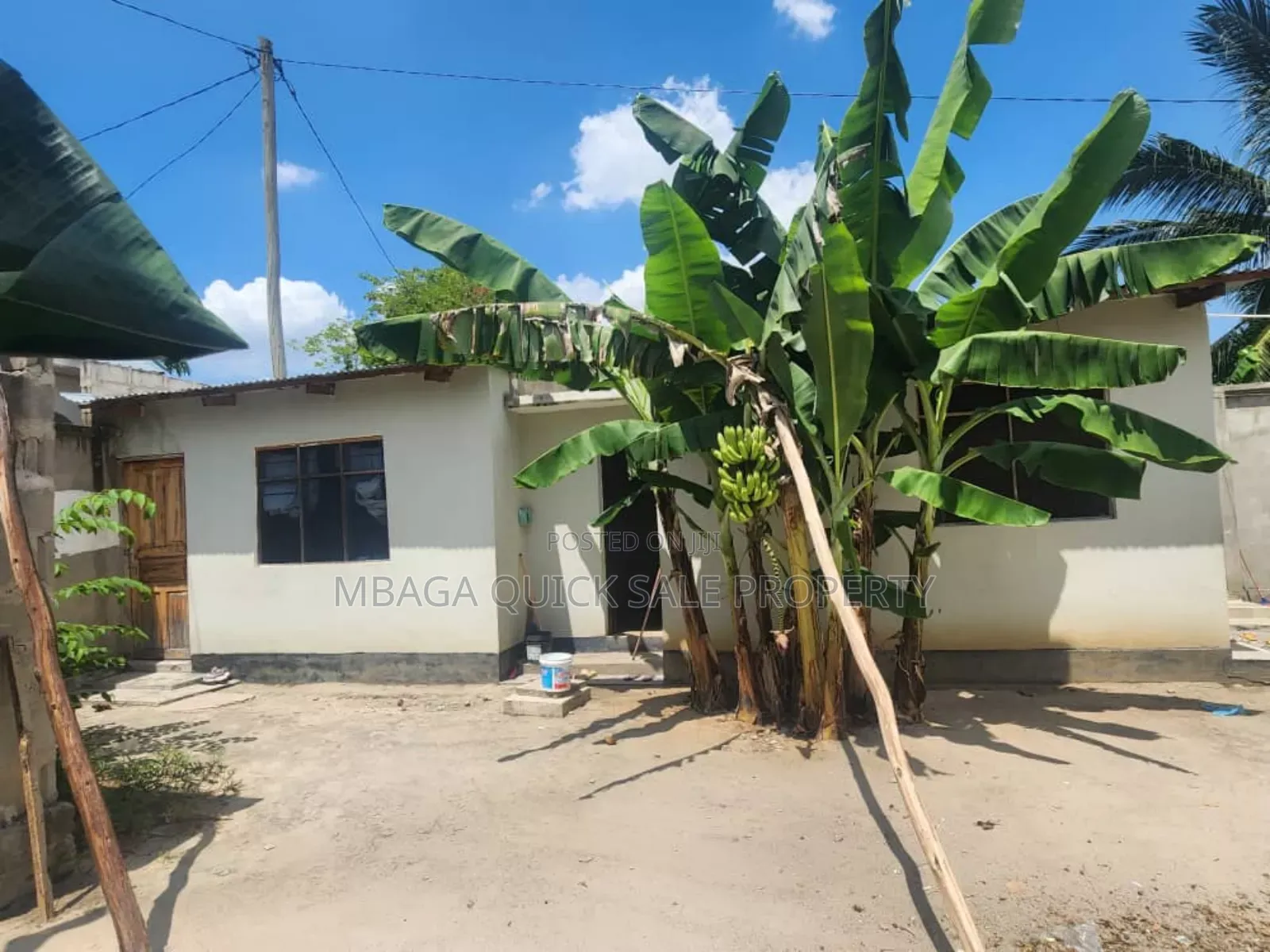 3bdrm House in Msongola for sale
