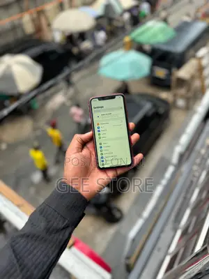 Apple iPhone 11 64 GB Red