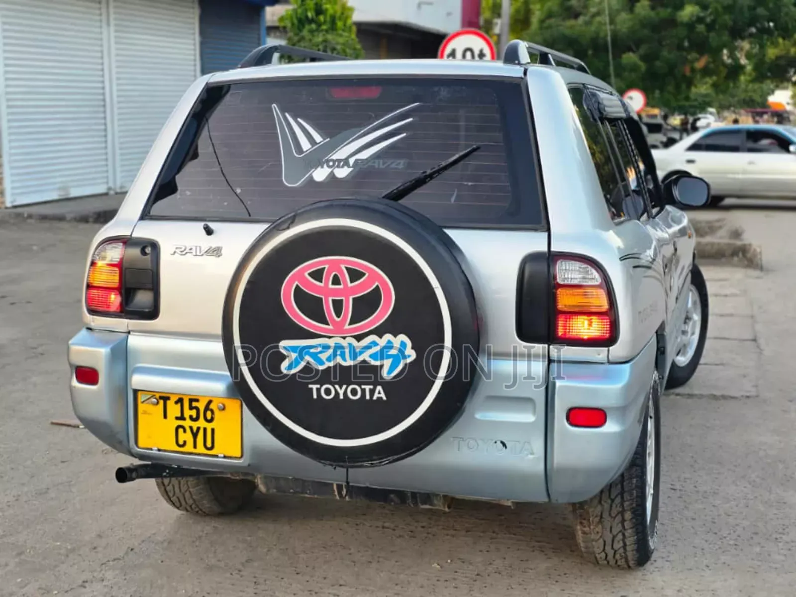 Toyota RAV4 2002 Silver