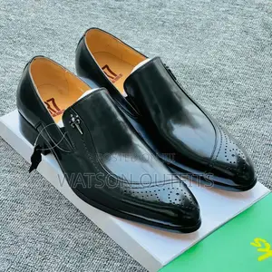 Cr7 Men Shoes/Footwears/New Stock Outfits