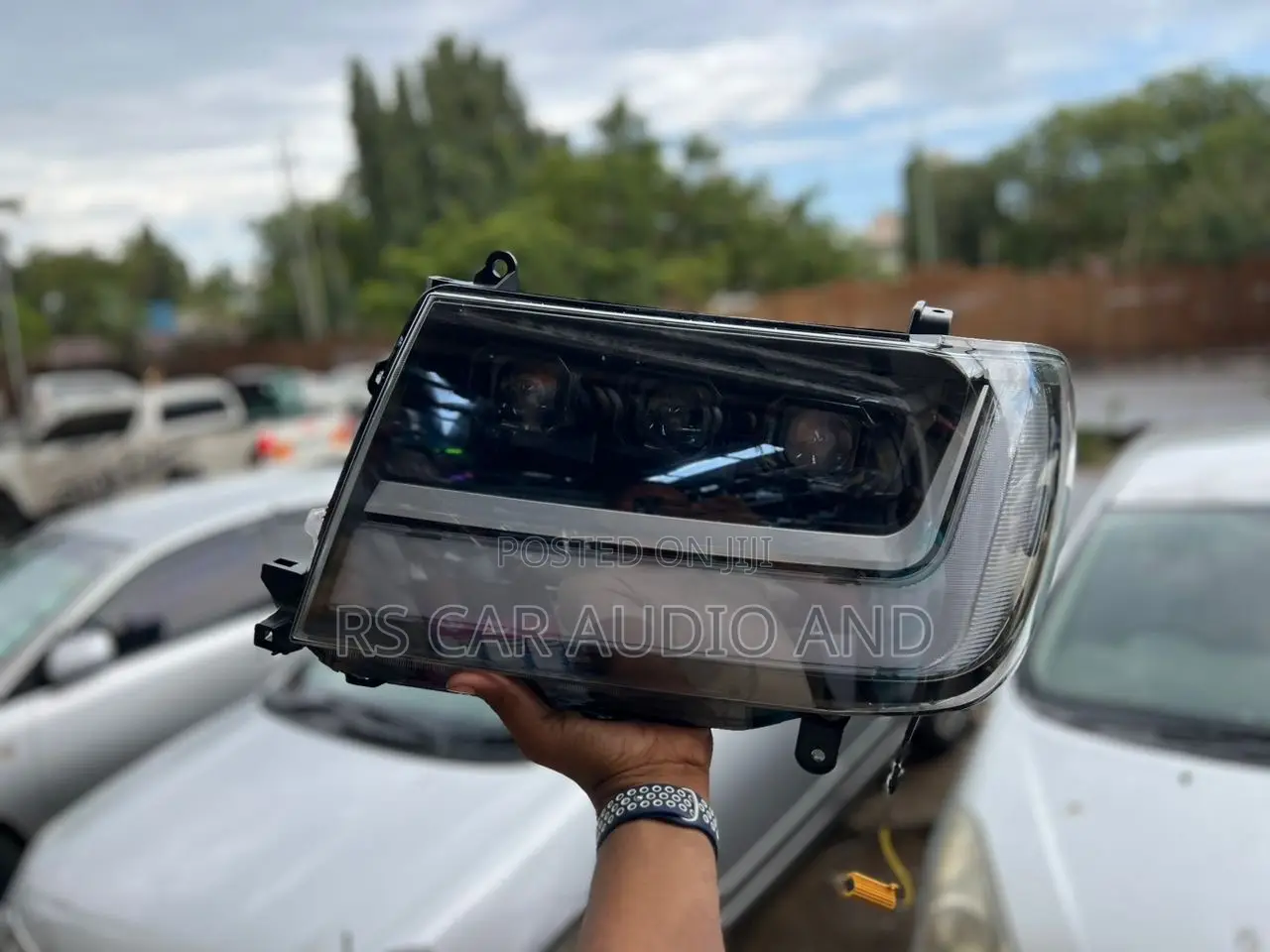 Landcruiser 100 Series Aftermarket Headlights